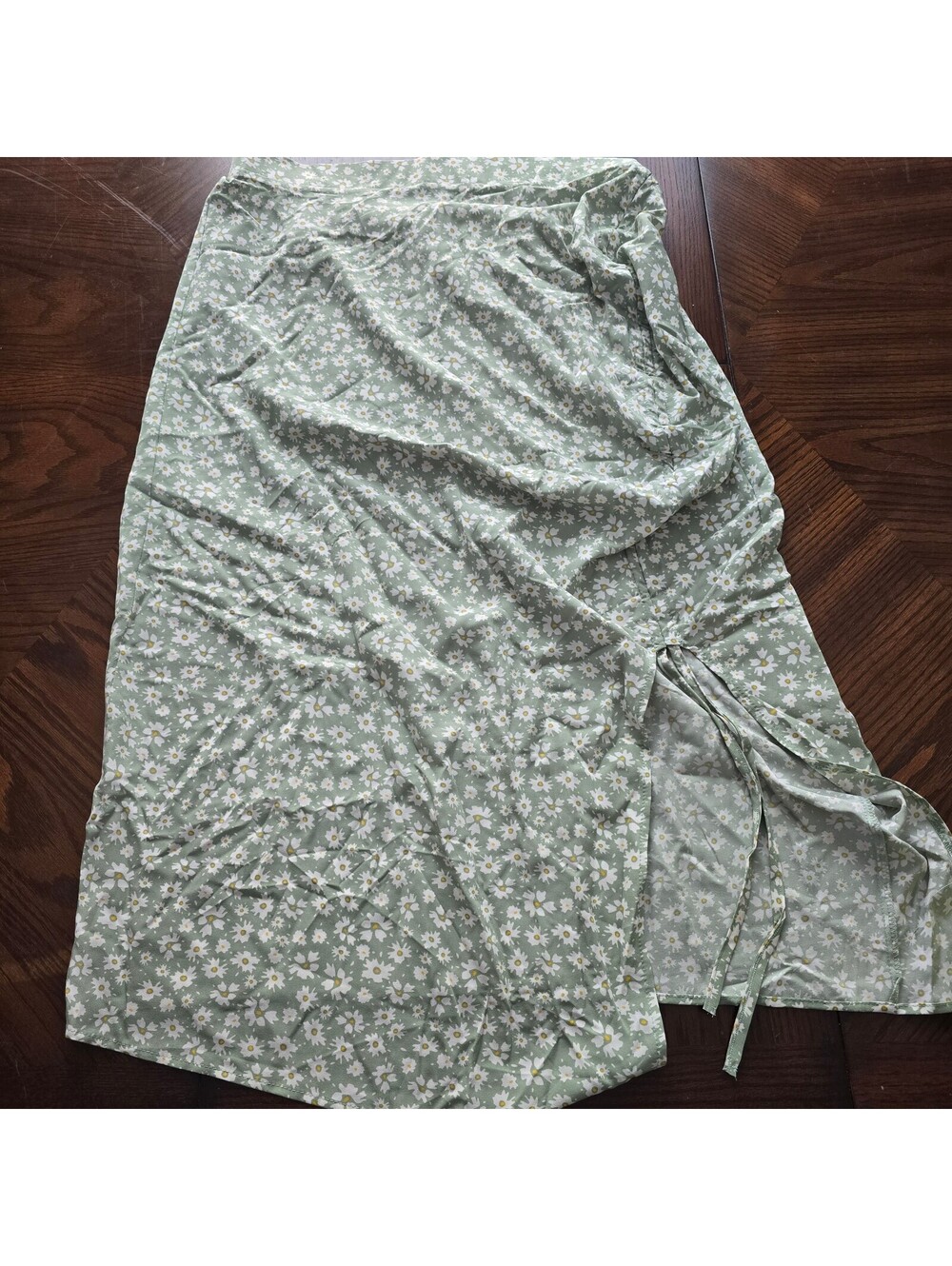 Shein Curve sage green floral wrap skirt 2XL floaty midi